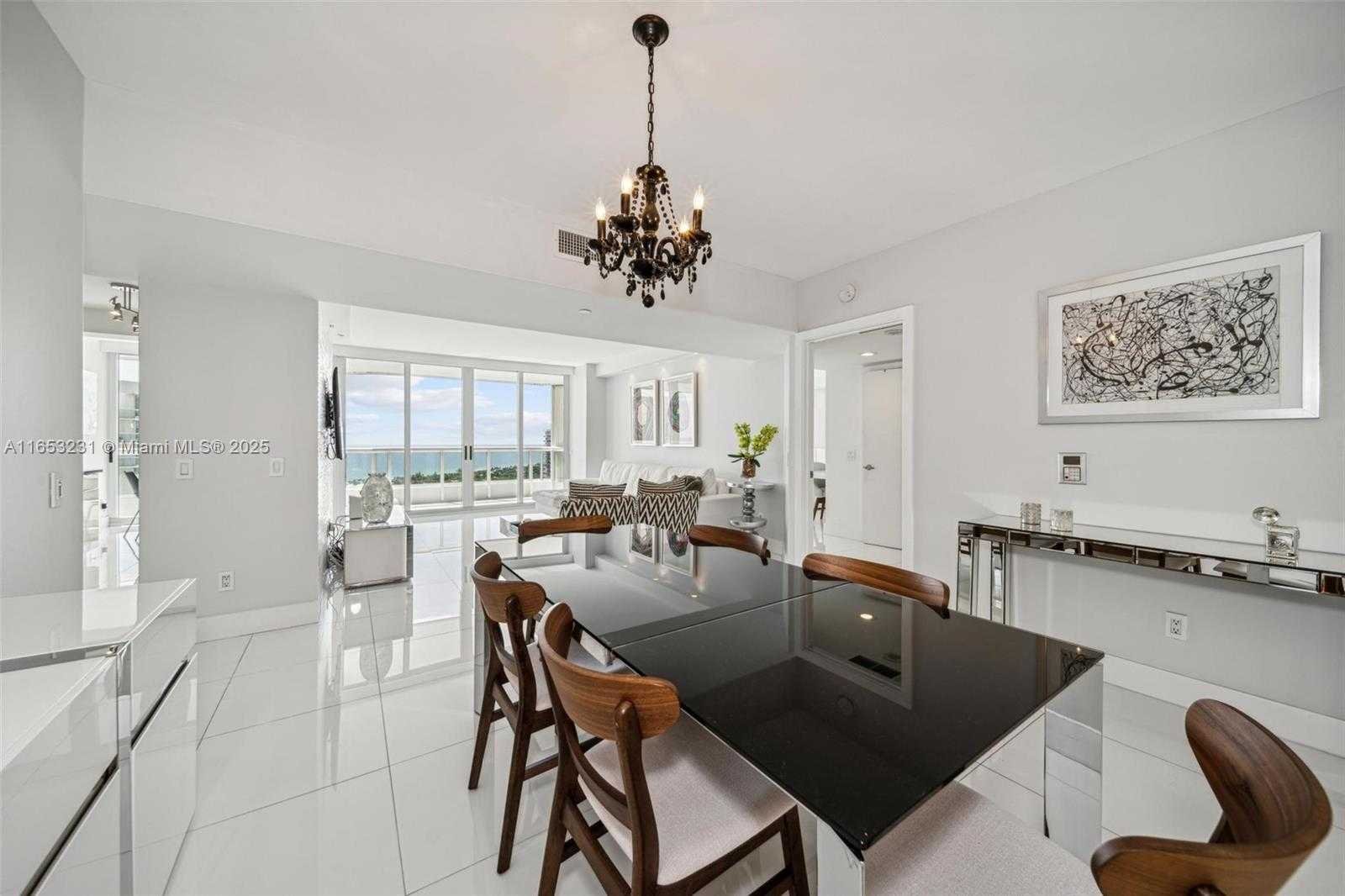 Small Image of 21055 YACHT CLUB DR #3101, Aventura Number 3