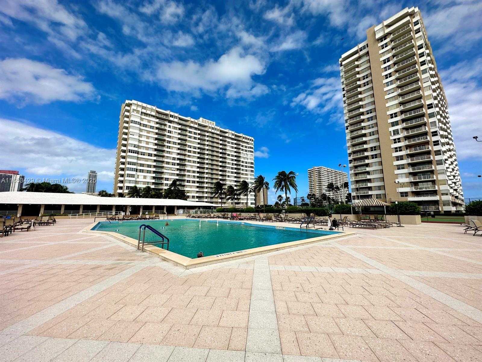 Small Image of 1965 SOUTH OCEAN DR #11C, Hallandale Beach Number 23