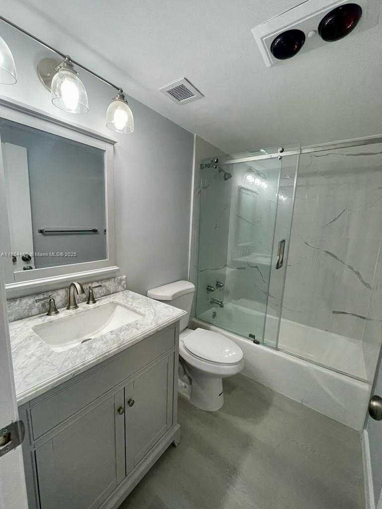 Small Image of 1950 SOUTH OCEAN DR #3M, Hallandale Beach Number 17