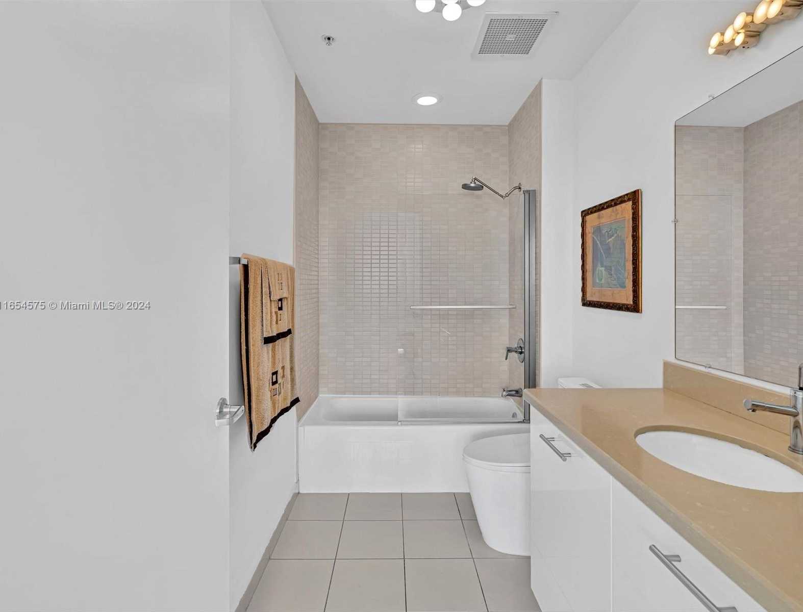Small Image of 3470 EAST COAST AVE #H1902, Miami Number 29