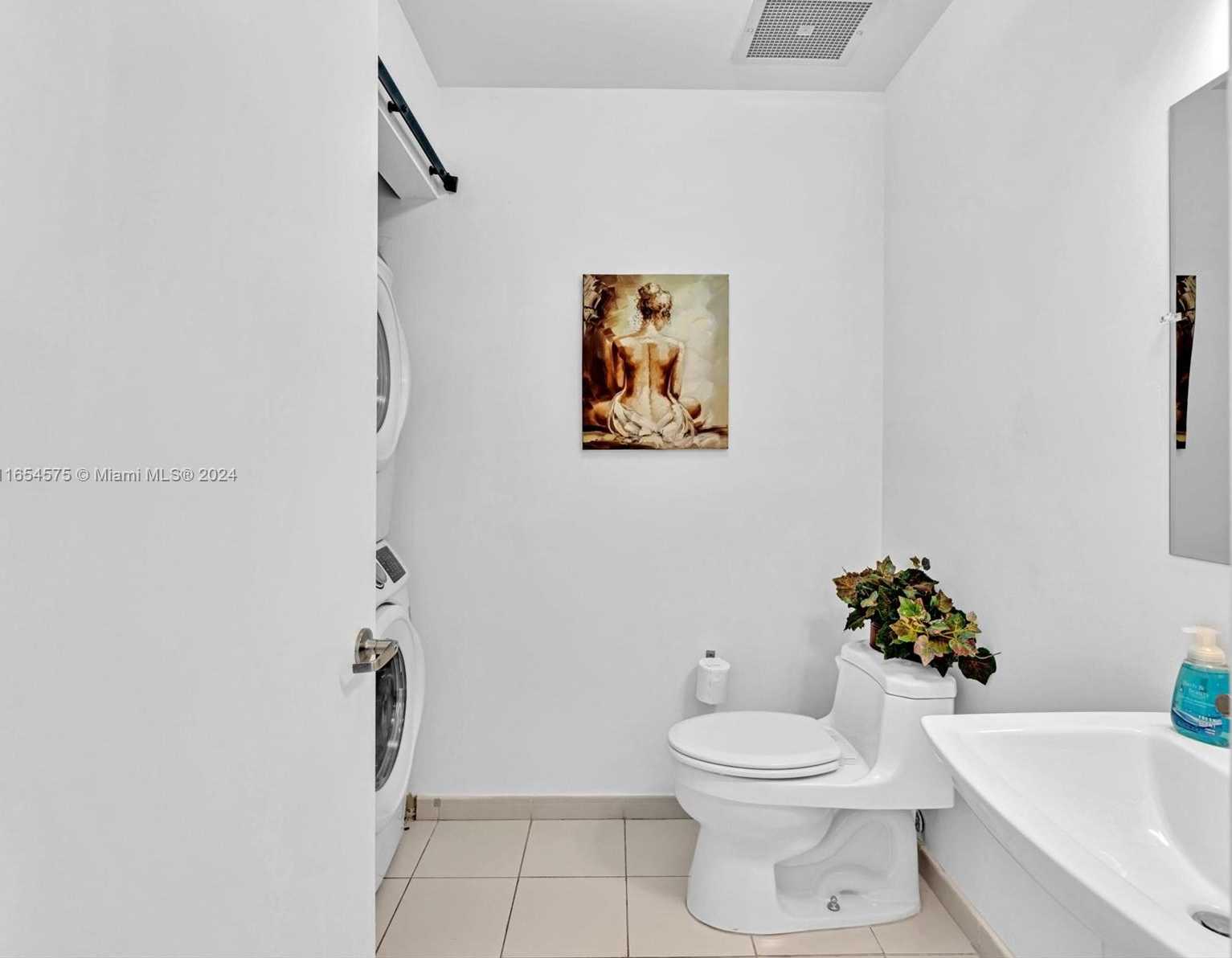 Small Image of 3470 EAST COAST AVE #H1902, Miami Number 31