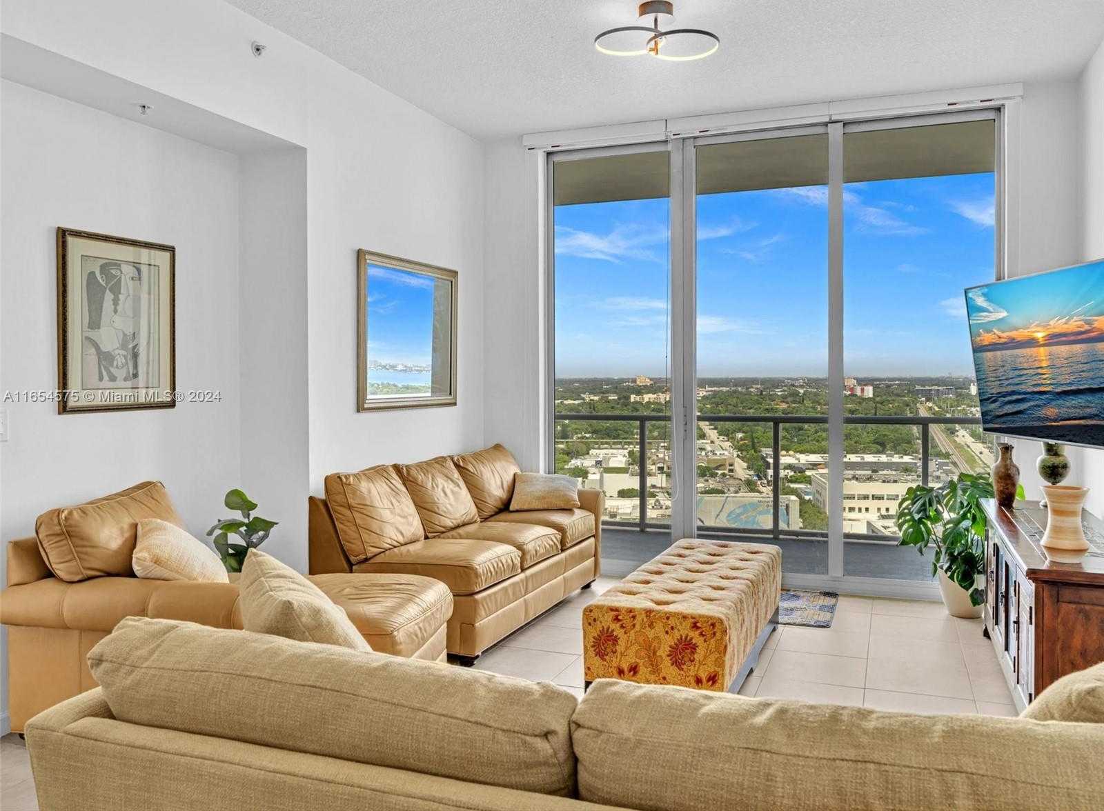 Small Image of 3470 EAST COAST AVE #H1902, Miami Number 5