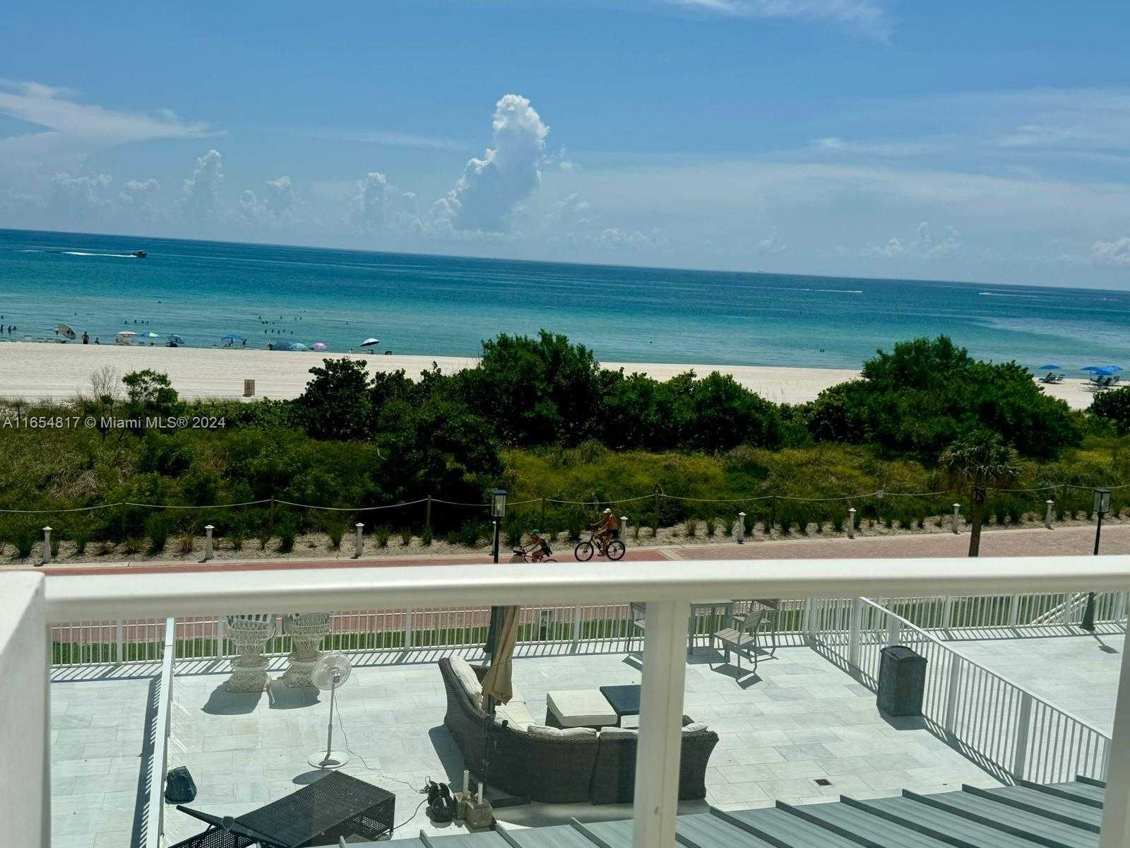 Small Image of 5601 COLLINS AVE #410, Miami Beach Number 3