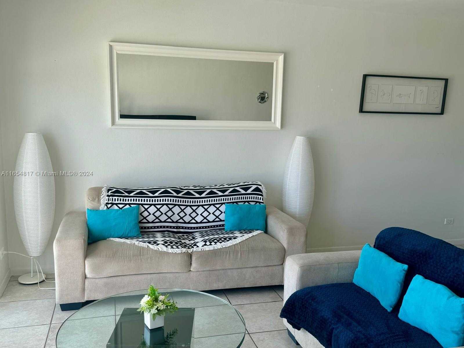 Small Image of 5601 COLLINS AVE #410, Miami Beach Number 8