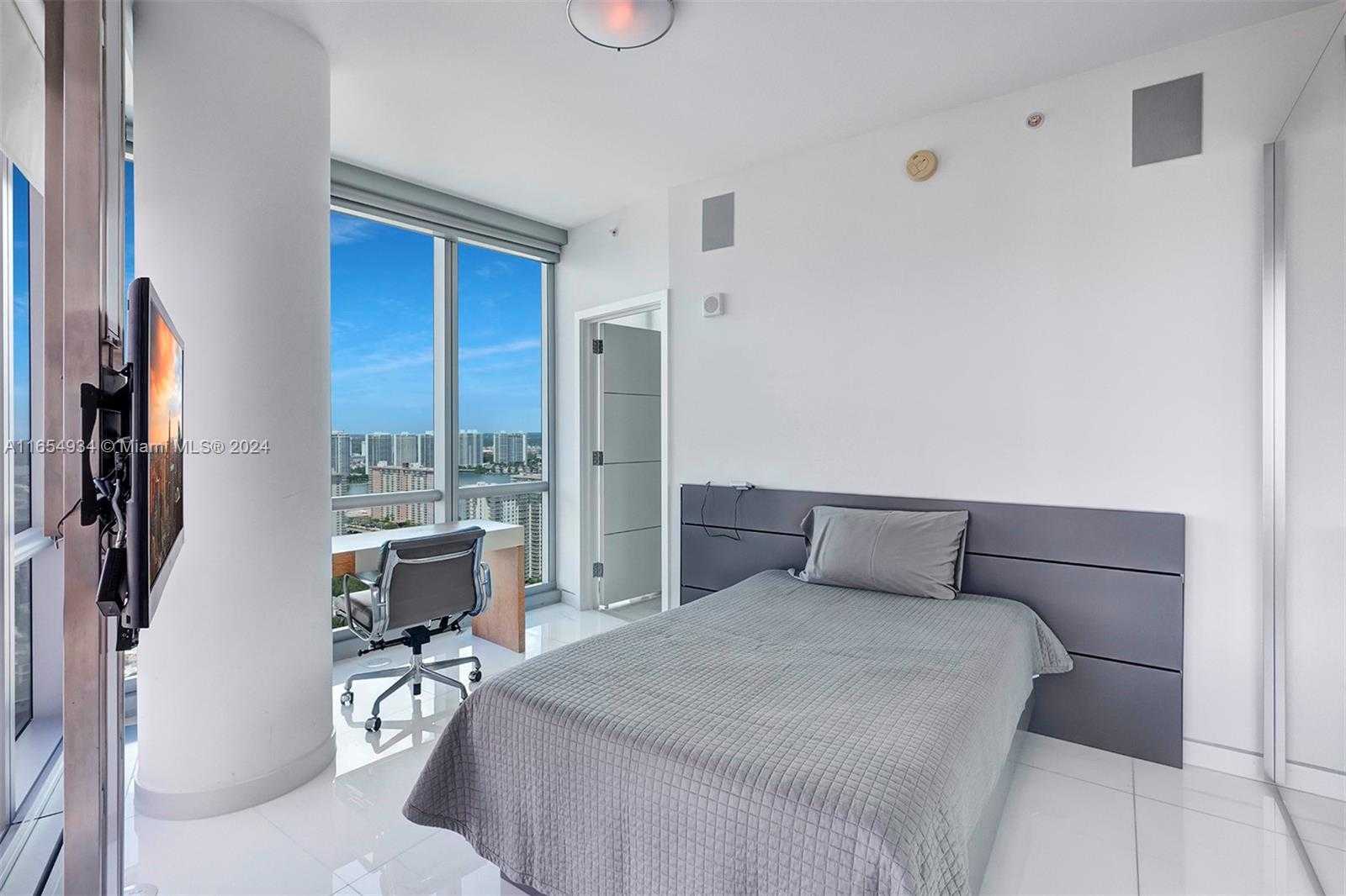 Small Image of 17121 COLLINS AVE #3501, Sunny Isles Beach Number 30
