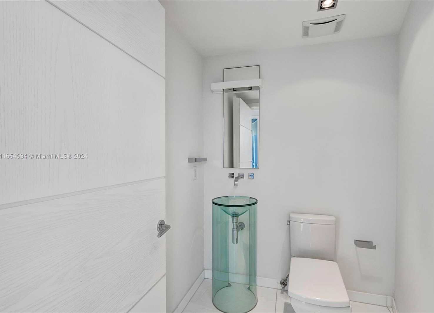 Small Image of 17121 COLLINS AVE #3501, Sunny Isles Beach Number 32