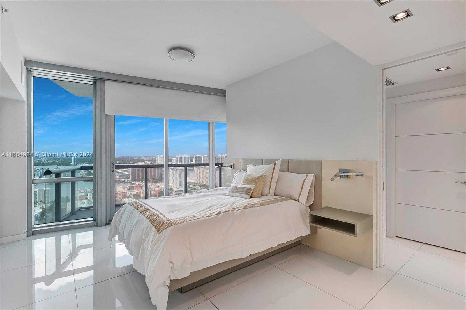 Small Image of 17121 COLLINS AVE #3501, Sunny Isles Beach Number 35