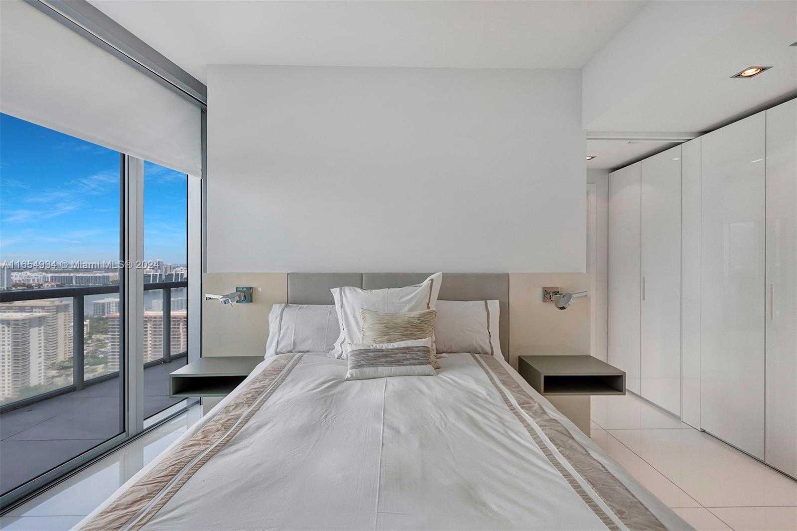 Small Image of 17121 COLLINS AVE #3501, Sunny Isles Beach Number 36