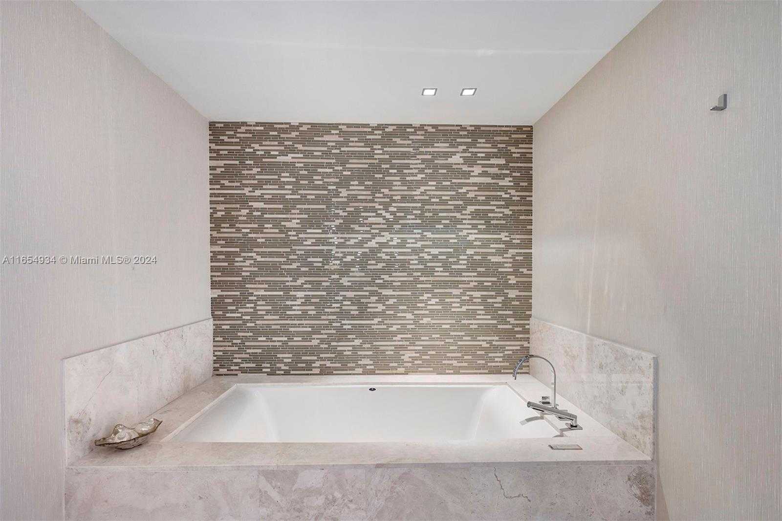 Small Image of 17121 COLLINS AVE #3501, Sunny Isles Beach Number 54