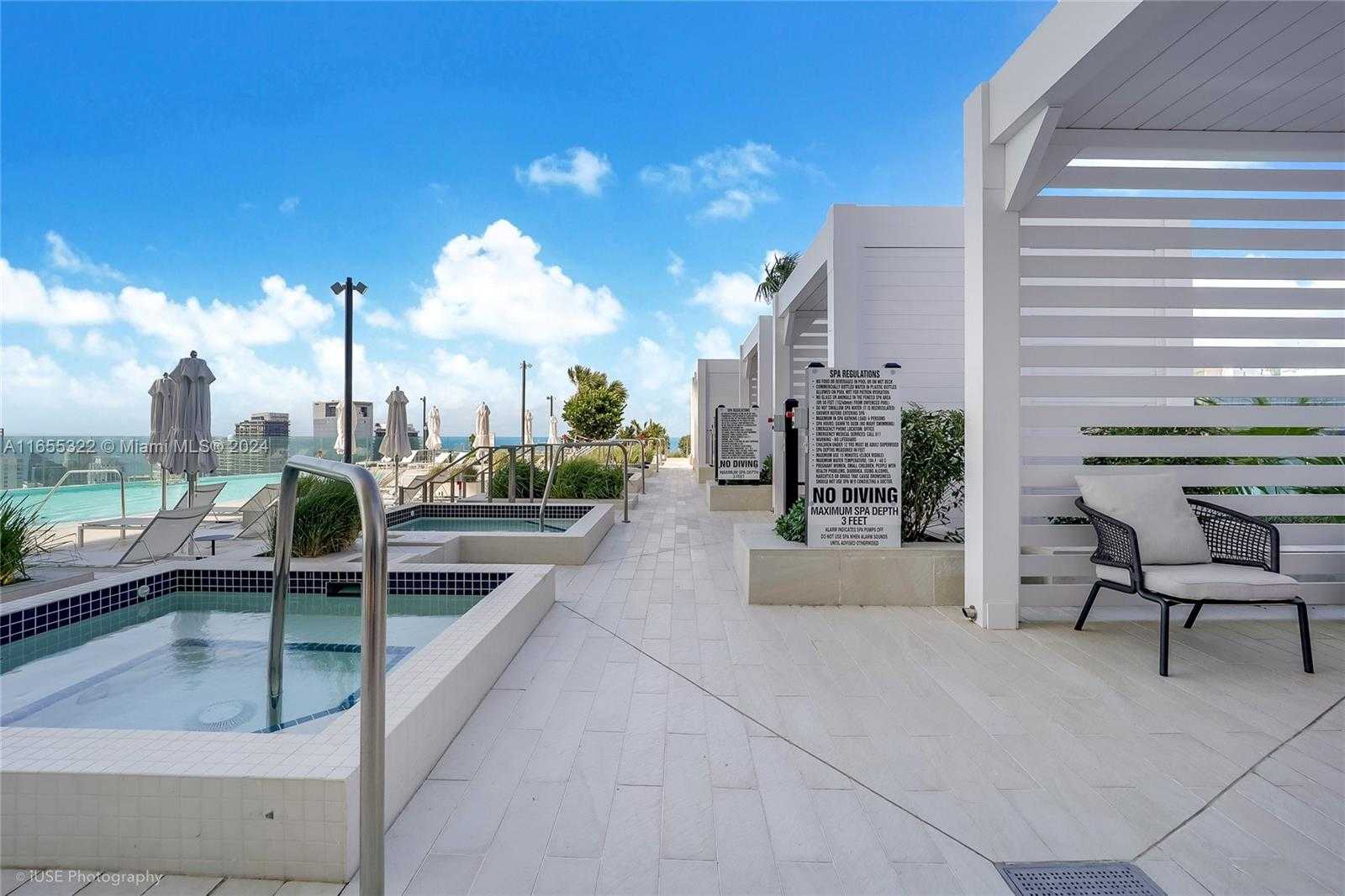 Small Image of 300 BISCAYNE BLVD WAY #706, Miami Number 20