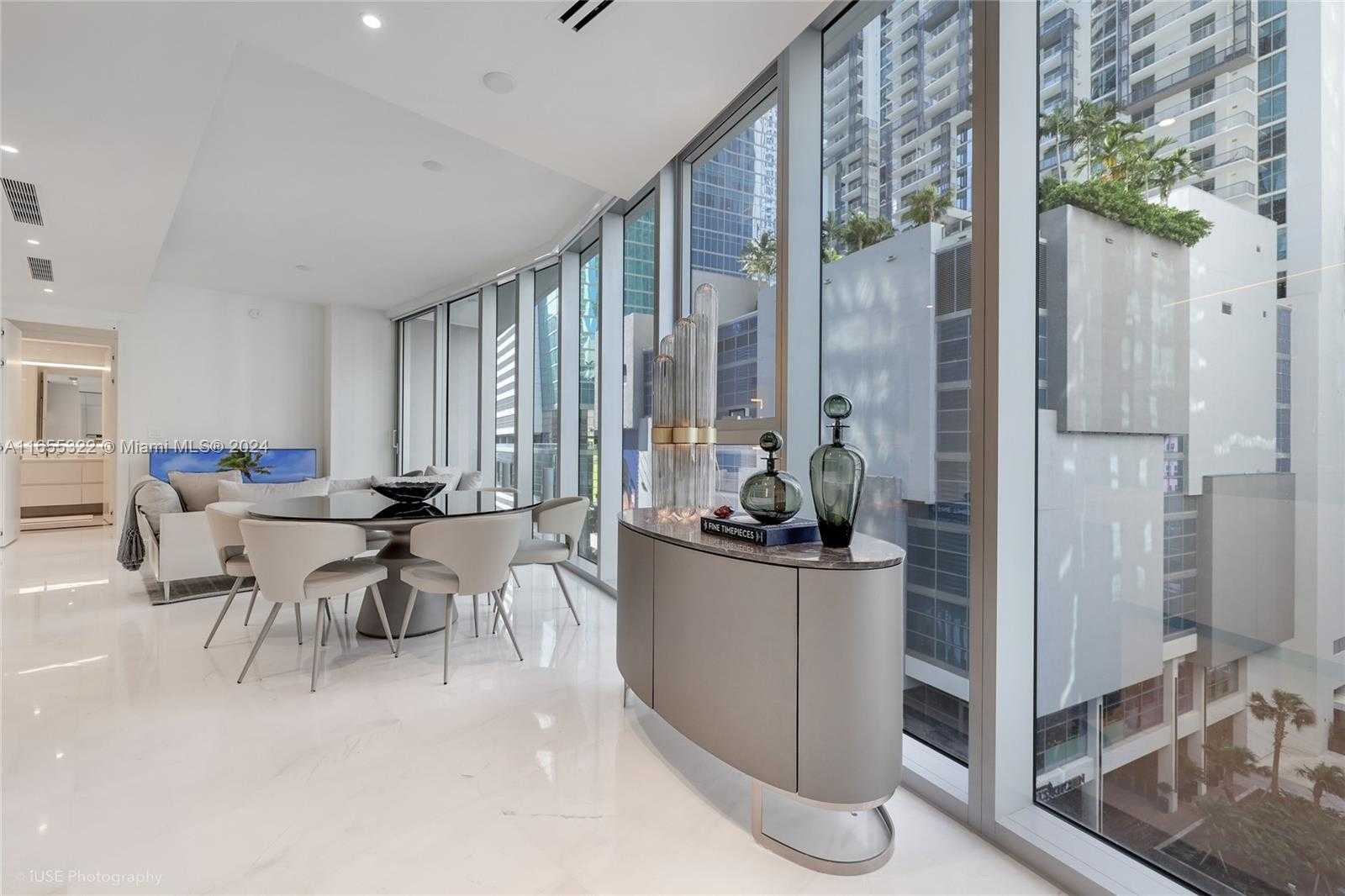 Small Image of 300 BISCAYNE BLVD WAY #706, Miami Number 5
