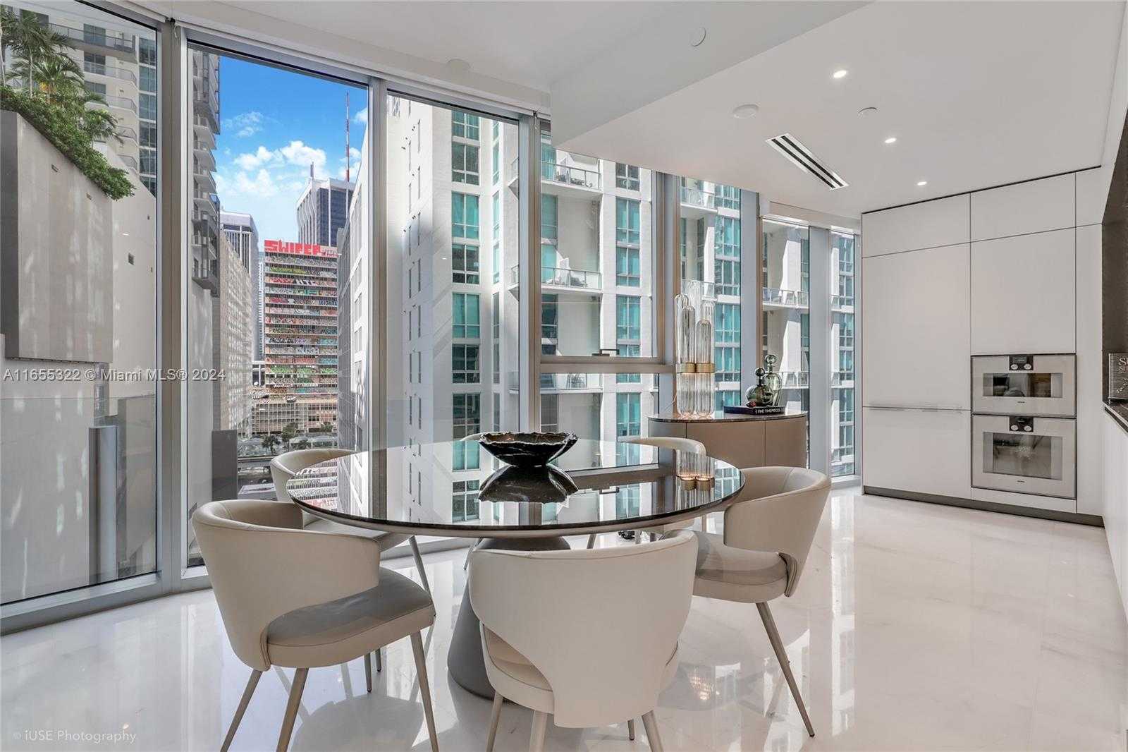 Small Image of 300 BISCAYNE BLVD WAY #706, Miami Number 7