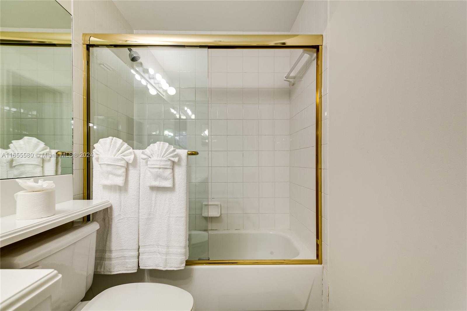 Small Image of 19701 EAST COUNTRY CLUB DR #5107, Aventura Number 17