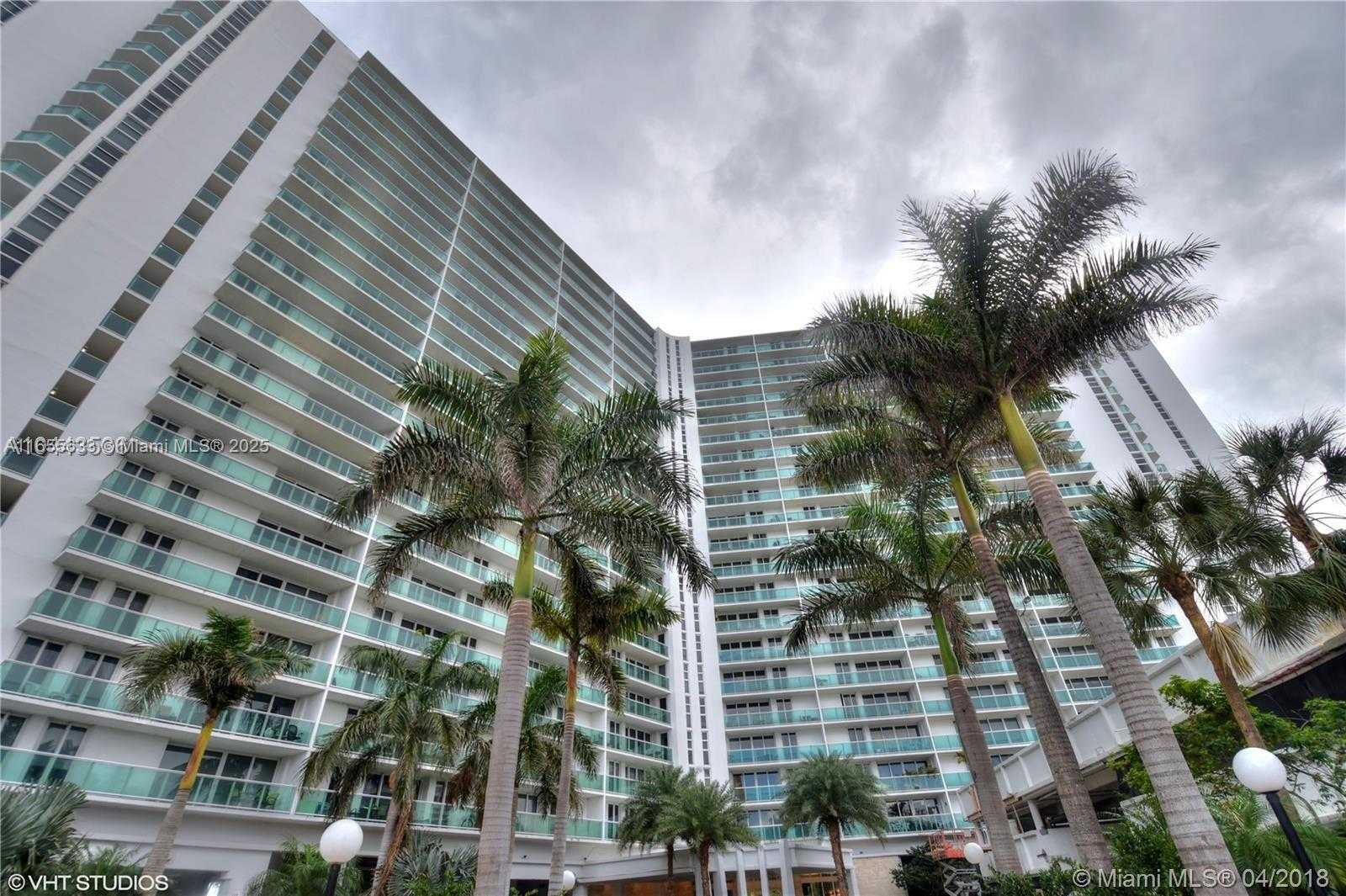 Small Image of 100 BAYVIEW DR #1906, Sunny Isles Beach Number 26