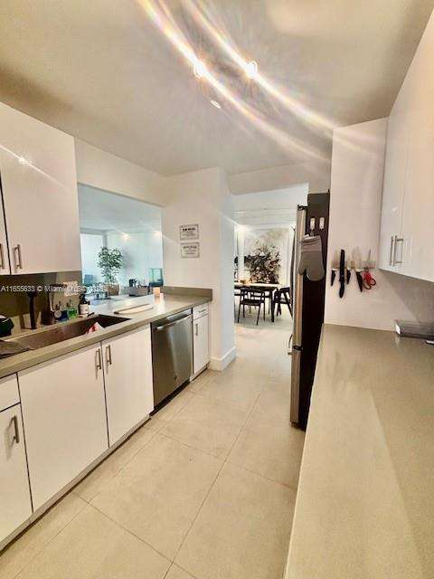 Small Image of 100 BAYVIEW DR #1906, Sunny Isles Beach Number 5