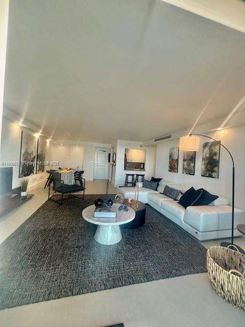 Small Image of 100 BAYVIEW DR #1906, Sunny Isles Beach Number 8
