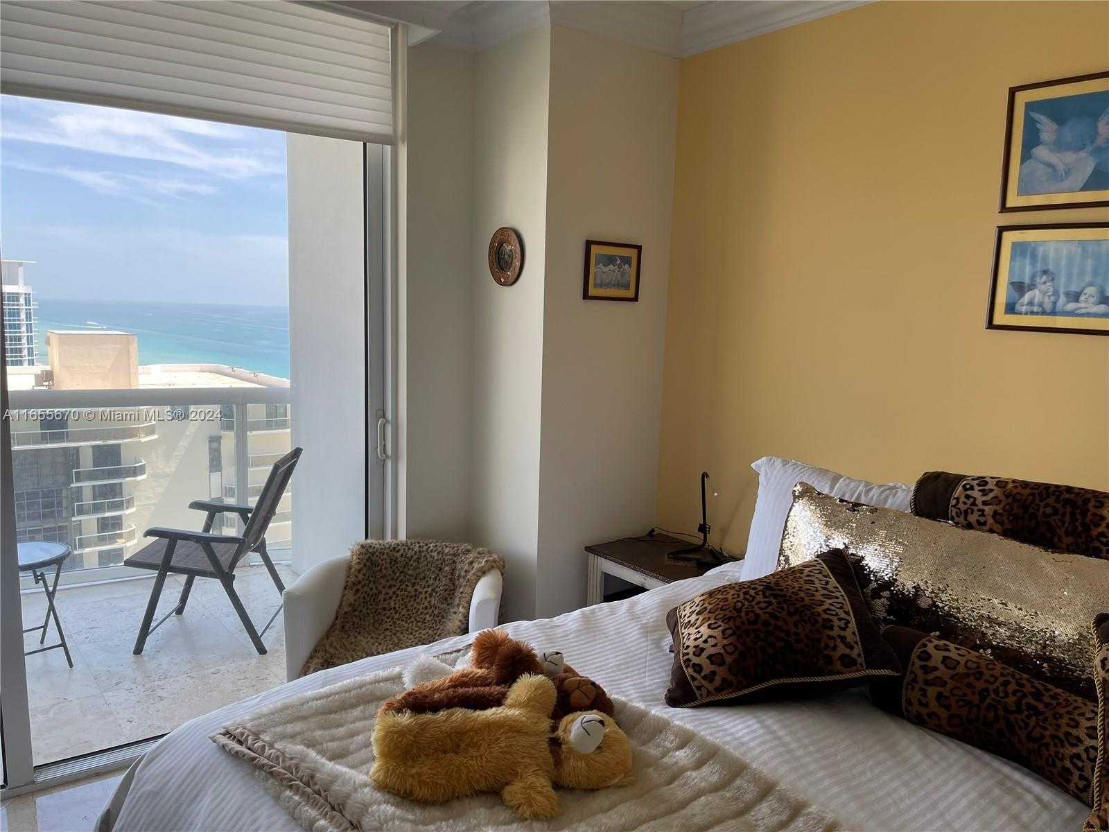 Small Image of 6365 COLLINS AVE #2109, Miami Beach Number 12