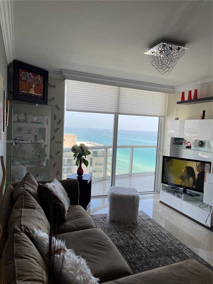 Small Image of 6365 COLLINS AVE #2109, Miami Beach Number 8