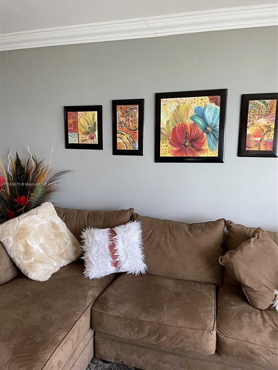 Small Image of 6365 COLLINS AVE #2109, Miami Beach Number 9