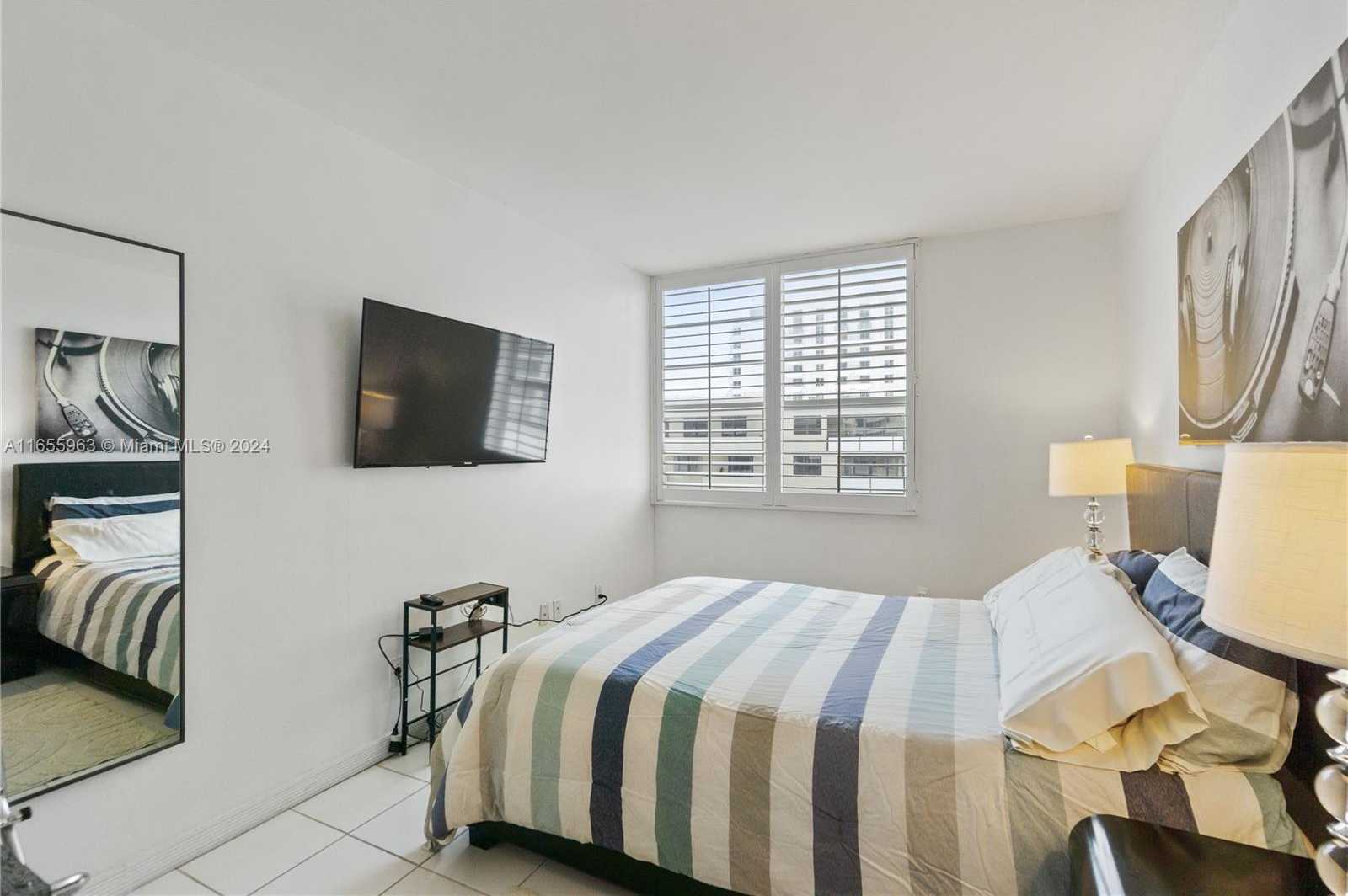 Small Image of 100 LINCOLN RD #924, Miami Beach Number 11