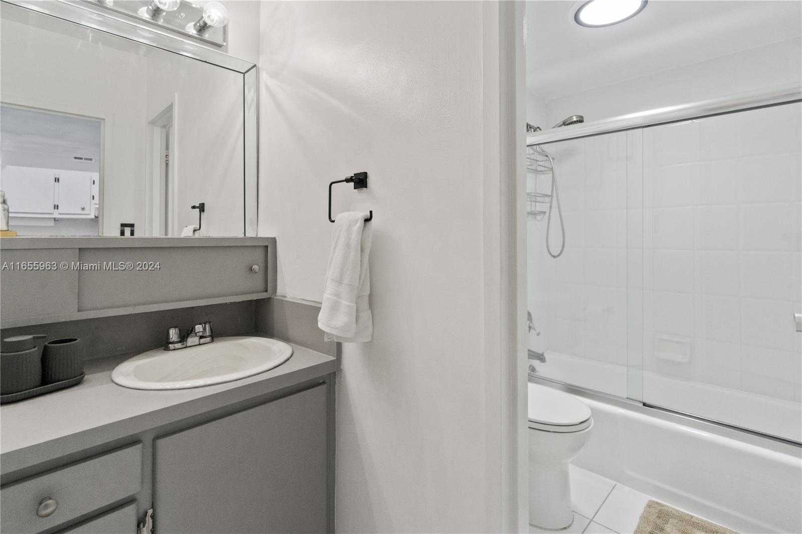 Small Image of 100 LINCOLN RD #924, Miami Beach Number 13
