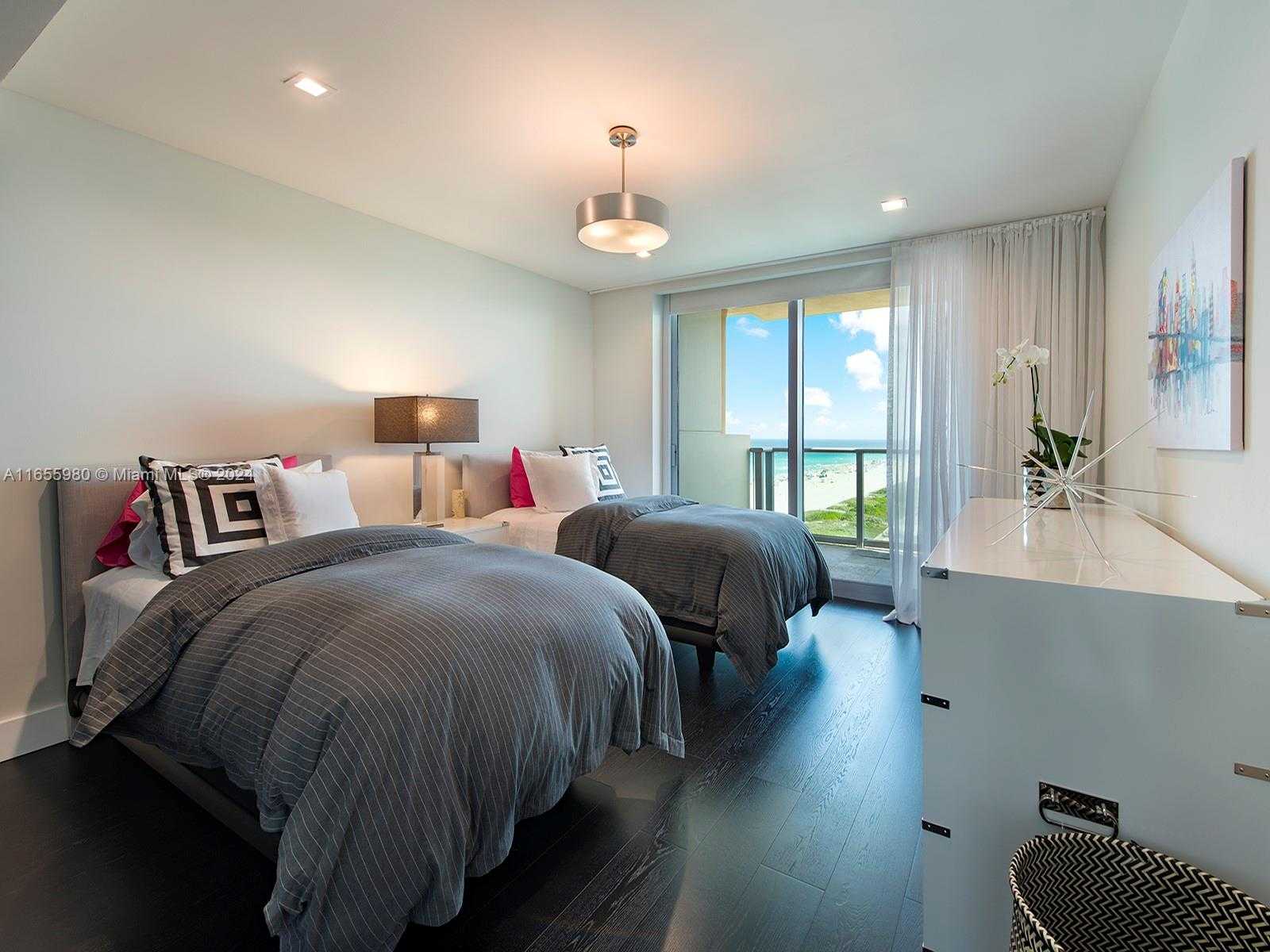 Small Image of 1455 OCEAN DR #1204, Miami Beach Number 18