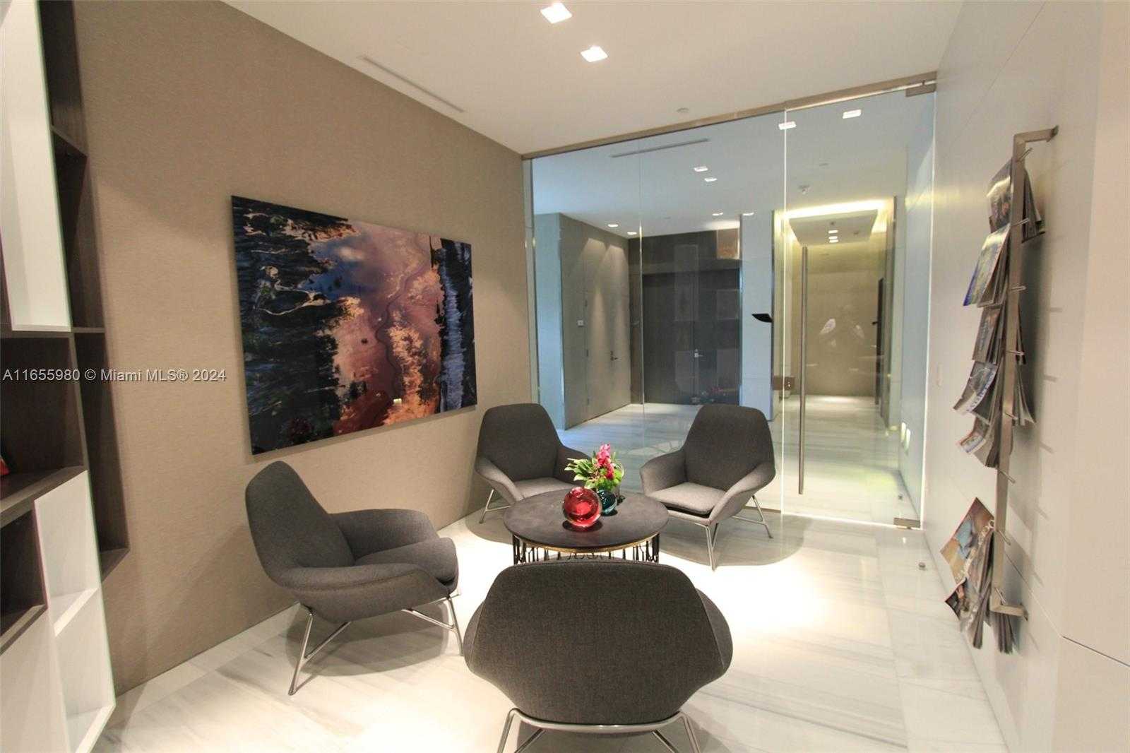 Small Image of 1455 OCEAN DR #1204, Miami Beach Number 23