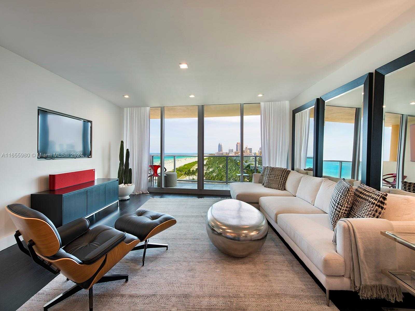 Small Image of 1455 OCEAN DR #1204, Miami Beach Number 4
