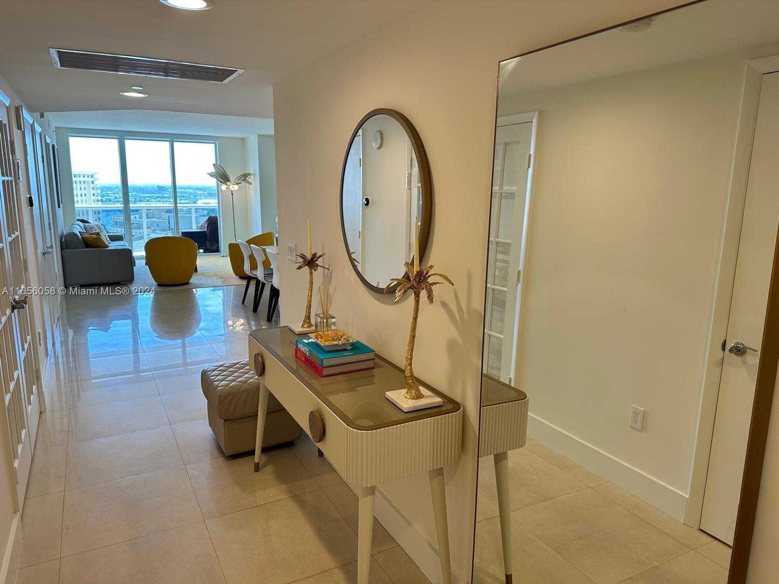 Small Image of 1800 SOUTH OCEAN DR #1607, Hallandale Beach Number 11