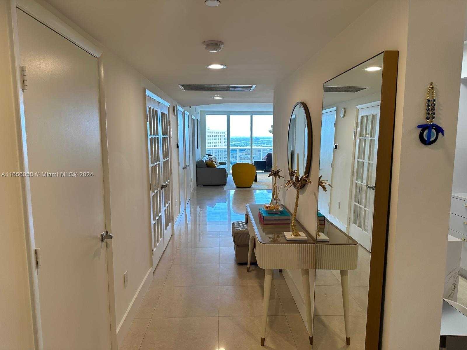 Small Image of 1800 SOUTH OCEAN DR #1607, Hallandale Beach Number 12