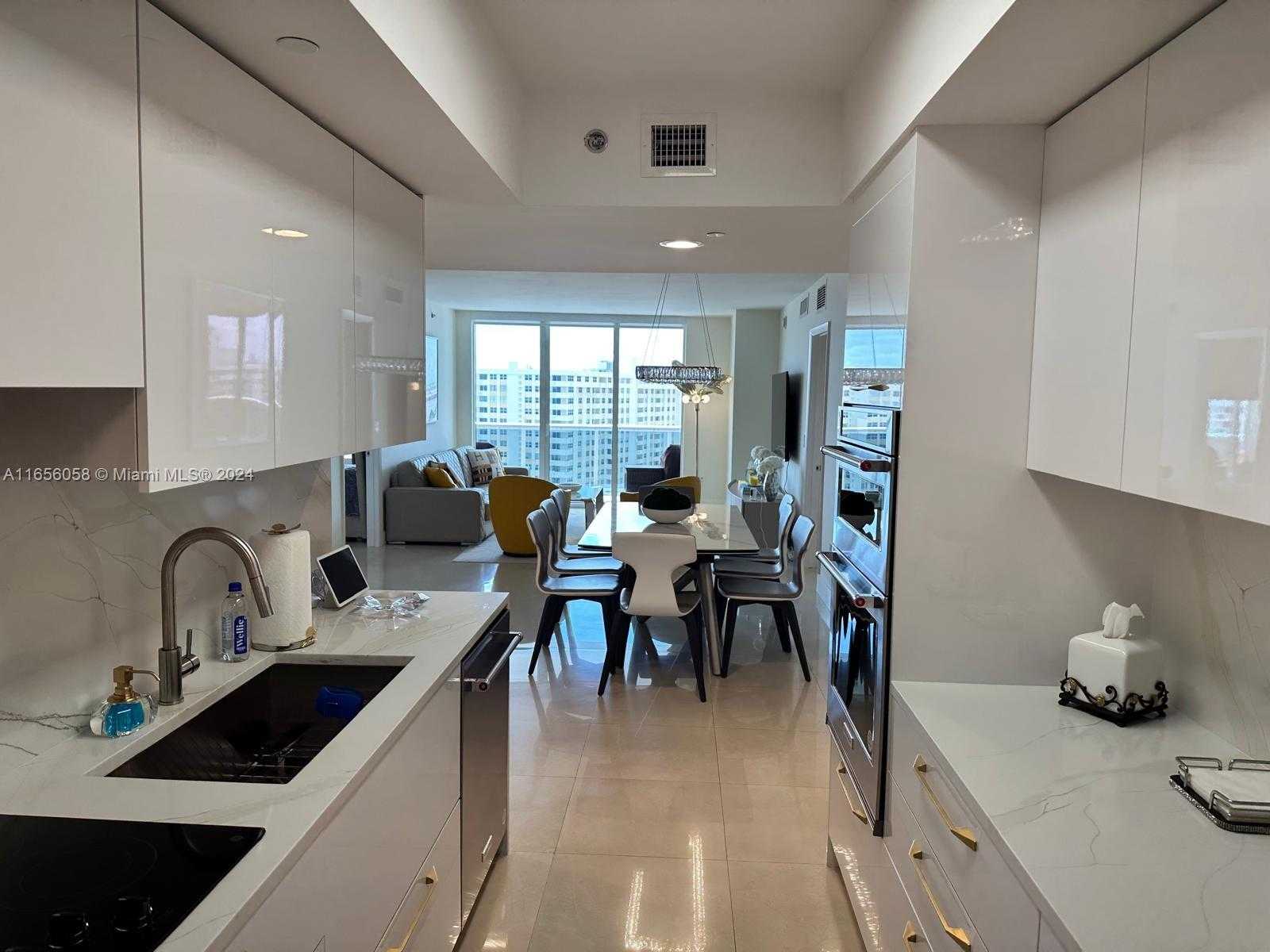 Small Image of 1800 SOUTH OCEAN DR #1607, Hallandale Beach Number 14