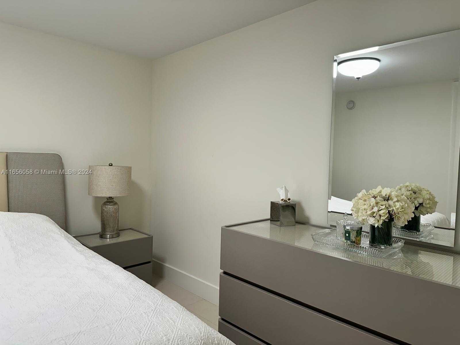 Small Image of 1800 SOUTH OCEAN DR #1607, Hallandale Beach Number 31
