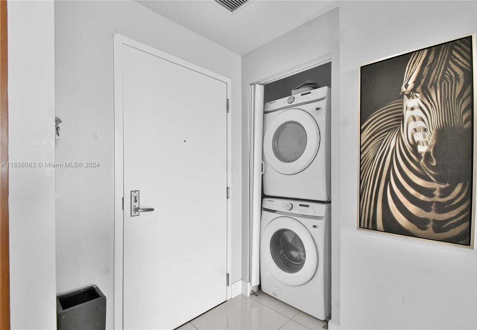 Small Image of 7901 HISPANOLA AVE #606, North Bay Village Number 12