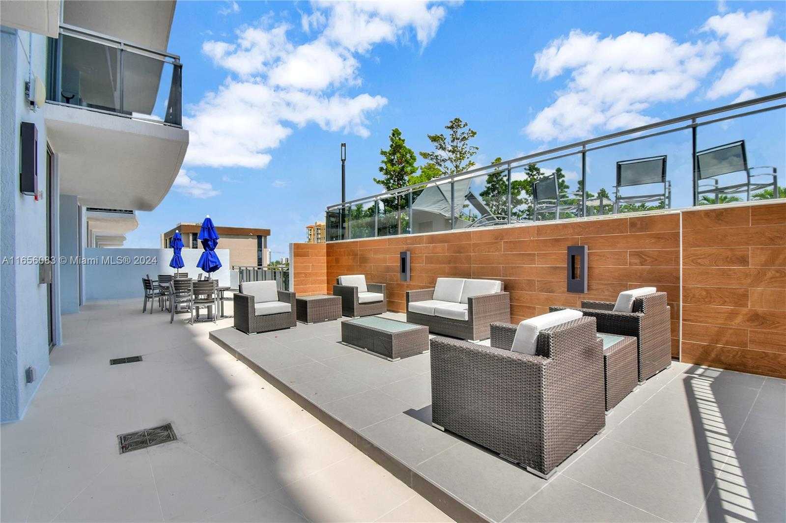 Small Image of 7901 HISPANOLA AVE #606, North Bay Village Number 14