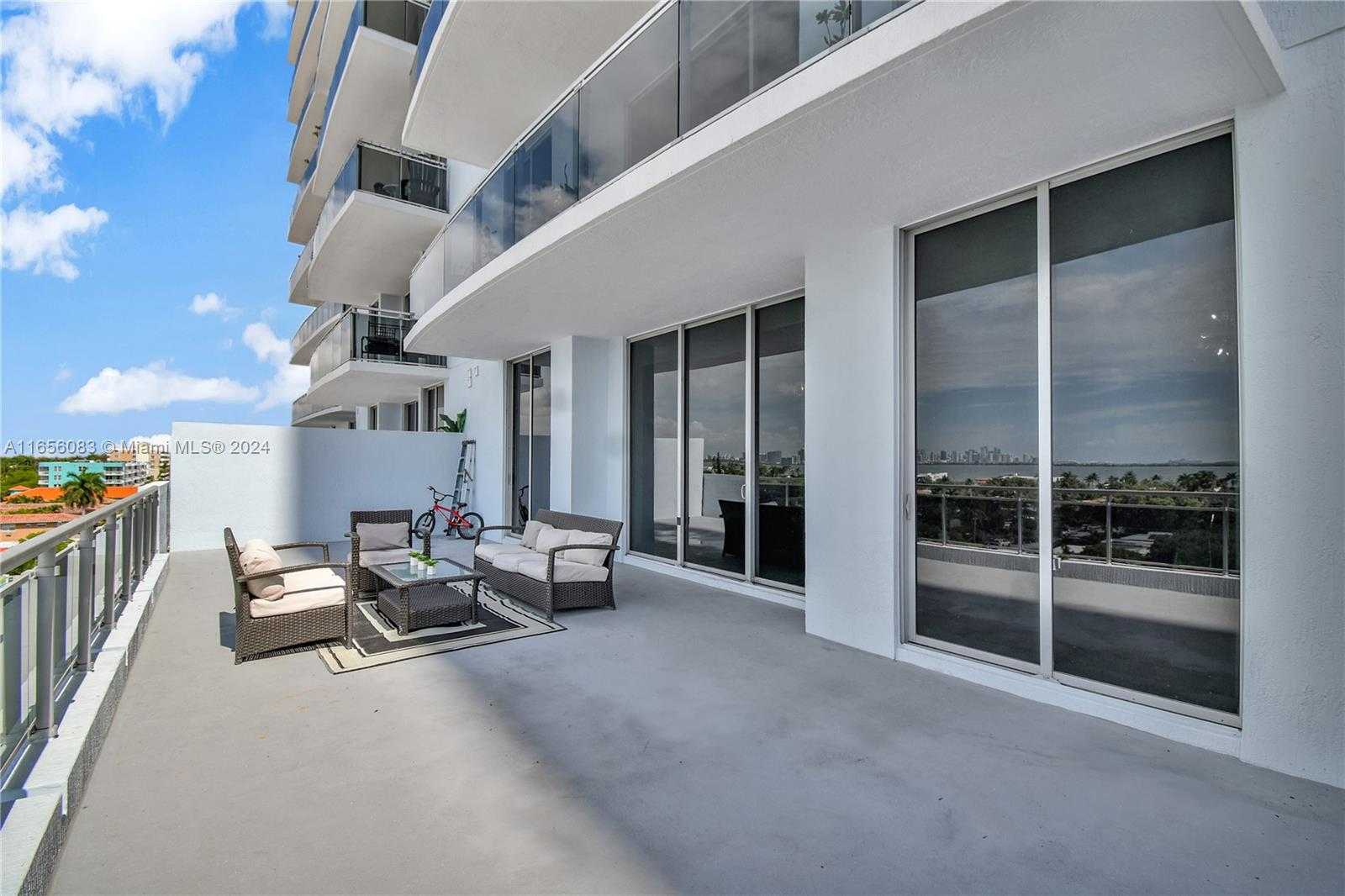 Small Image of 7901 HISPANOLA AVE #606, North Bay Village Number 16