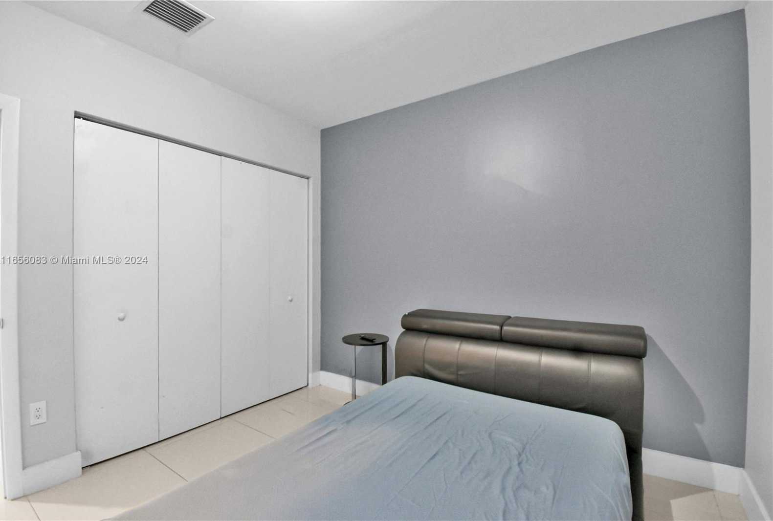 Small Image of 7901 HISPANOLA AVE #606, North Bay Village Number 7