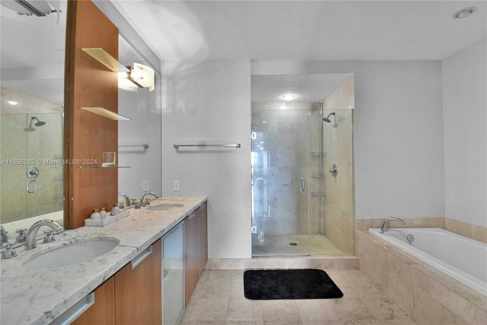 Small Image of 7901 HISPANOLA AVE #606, North Bay Village Number 9
