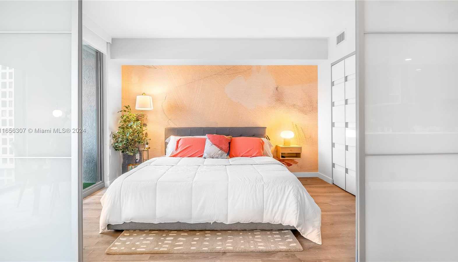 Small Image of 31 SOUTH EAST 6TH ST #2203, Miami Number 13