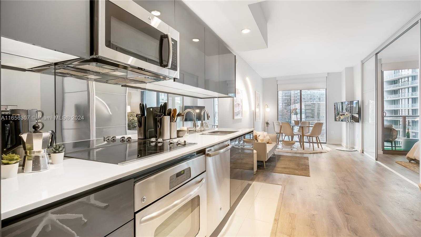 Small Image of 31 SOUTH EAST 6TH ST #2203, Miami Number 3
