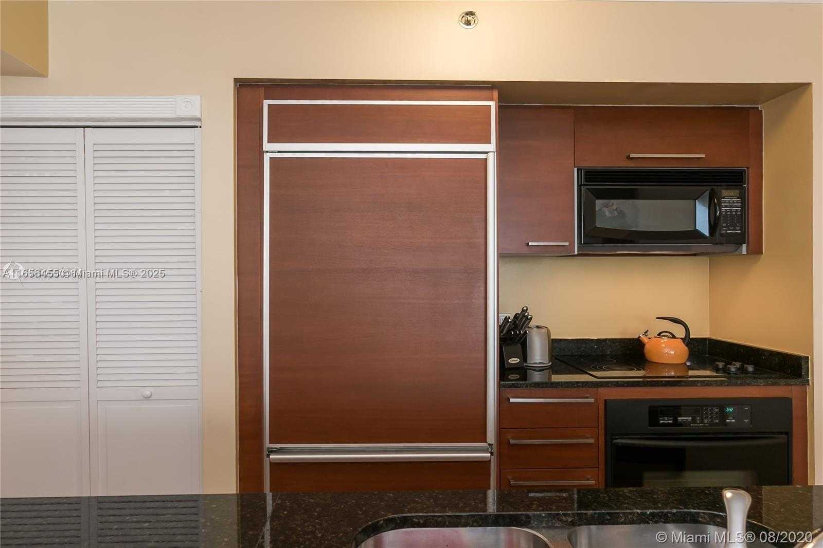 Small Image of 1830 S Ocean Dr, Hallandale Beach, FL 33009, USA Number 5