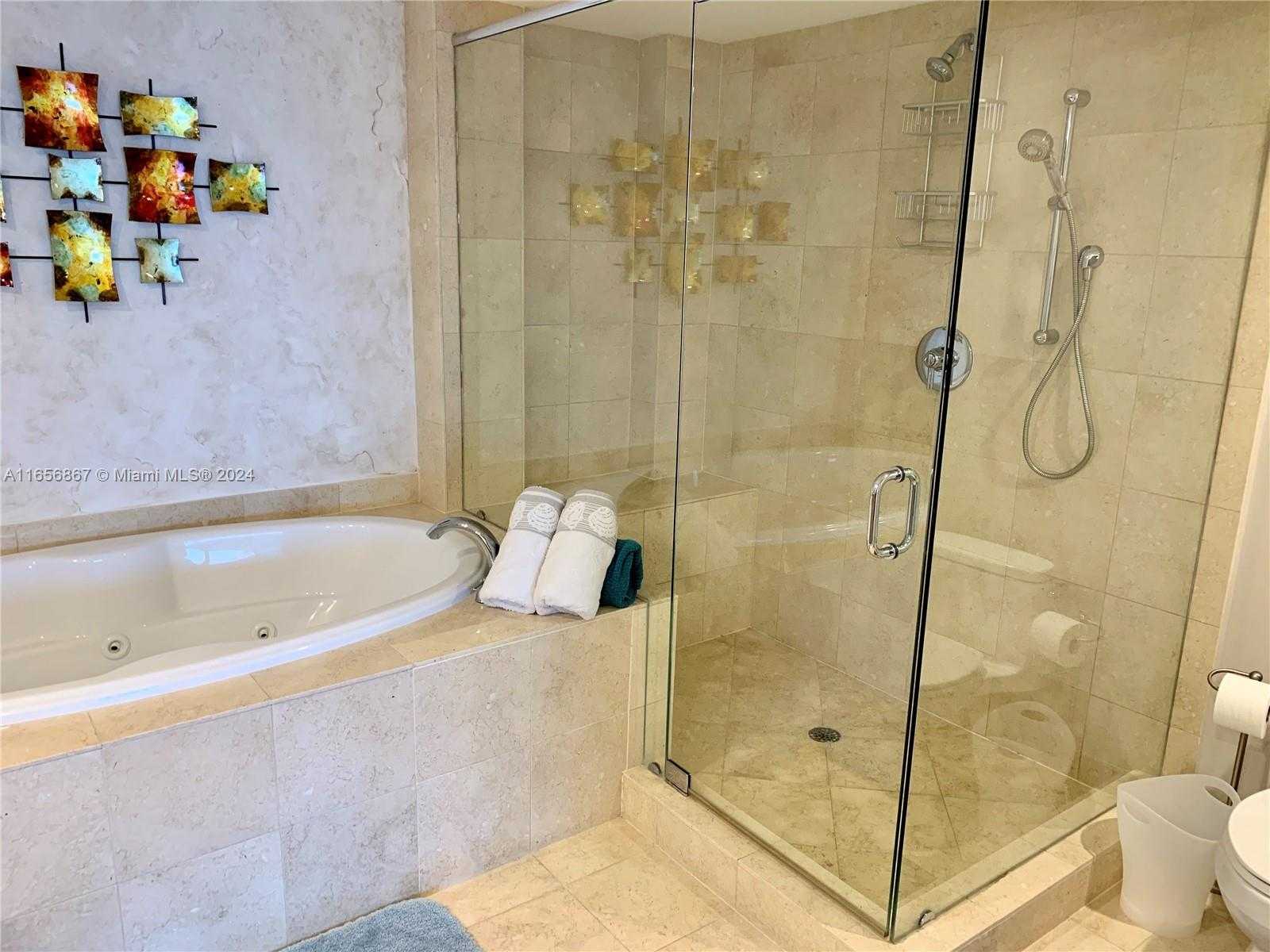 Small Image of 1830 SOUTH OCEAN DR #5001, Hallandale Beach Number 13