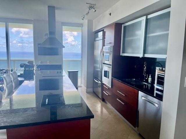 Small Image of 1830 SOUTH OCEAN DR #5001, Hallandale Beach Number 3