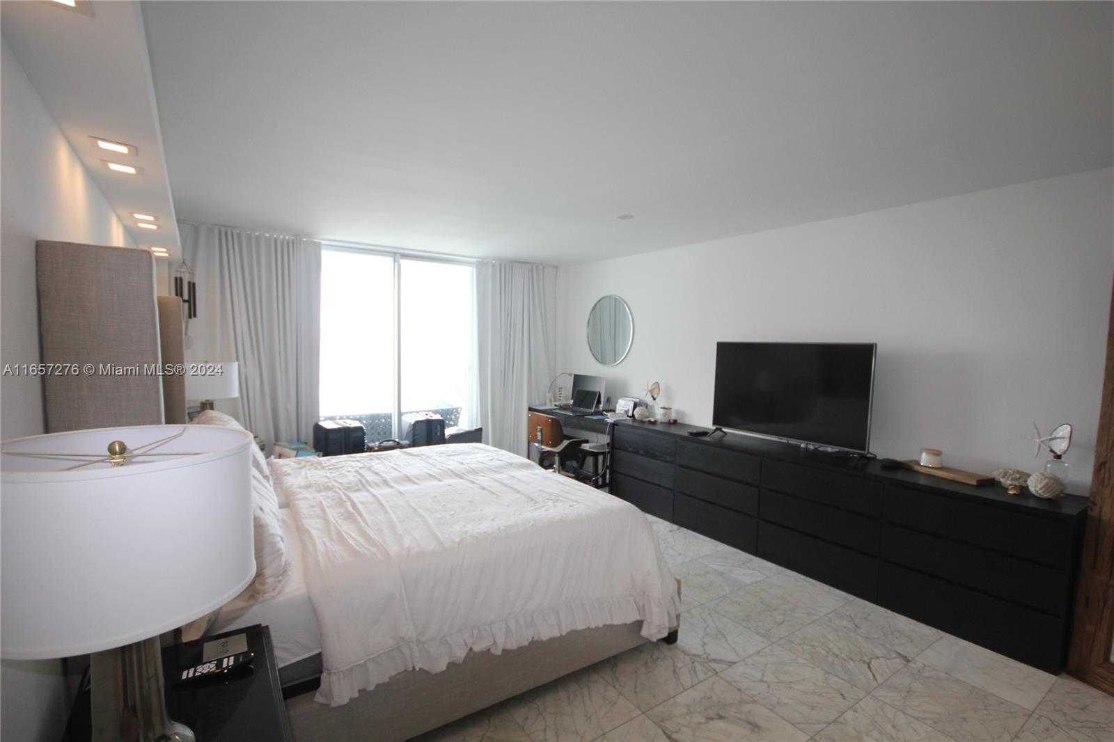 Small Image of 5151 COLLINS AVE #933, Miami Beach Number 13