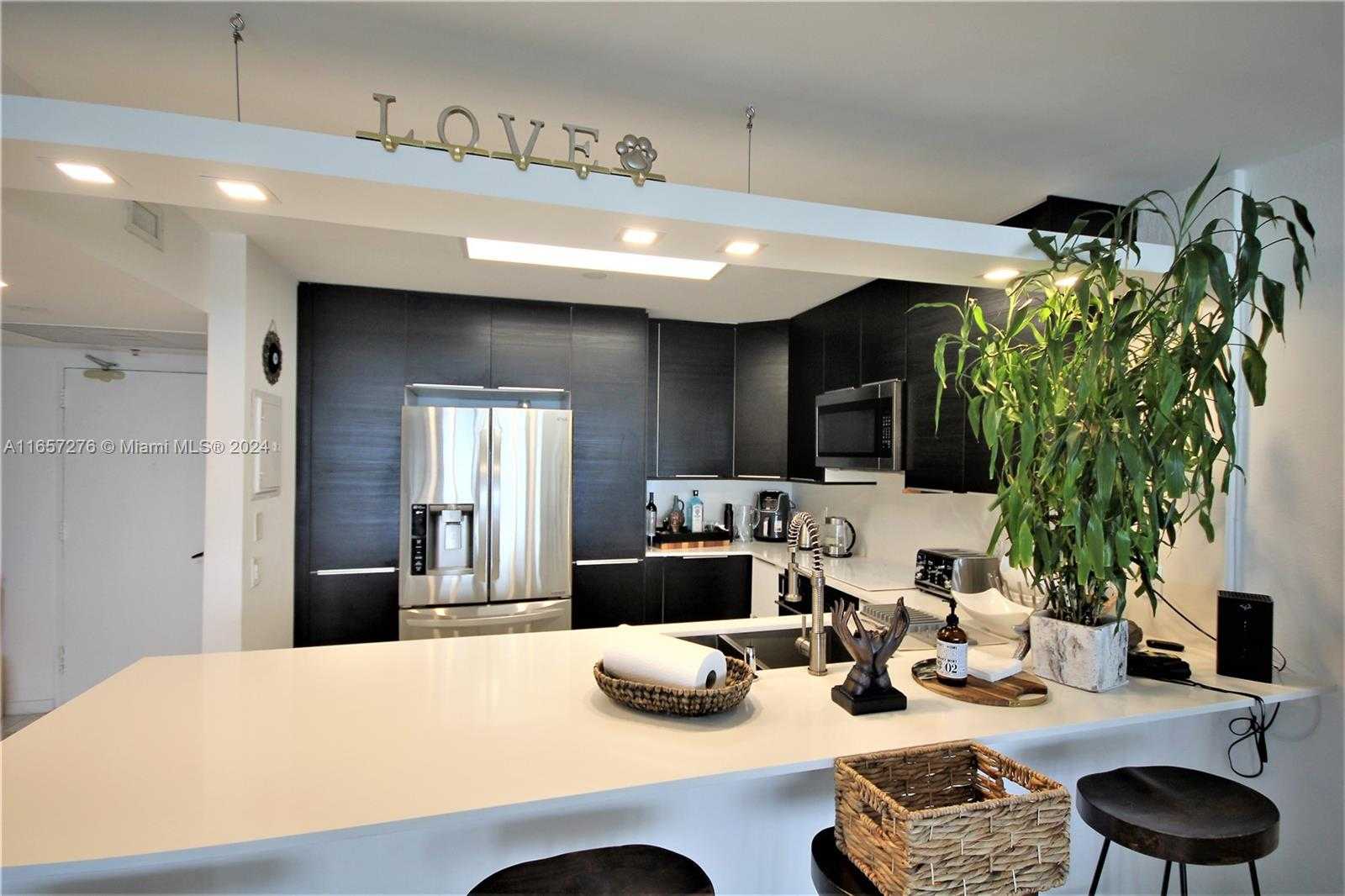 Small Image of 5151 COLLINS AVE #933, Miami Beach Number 5