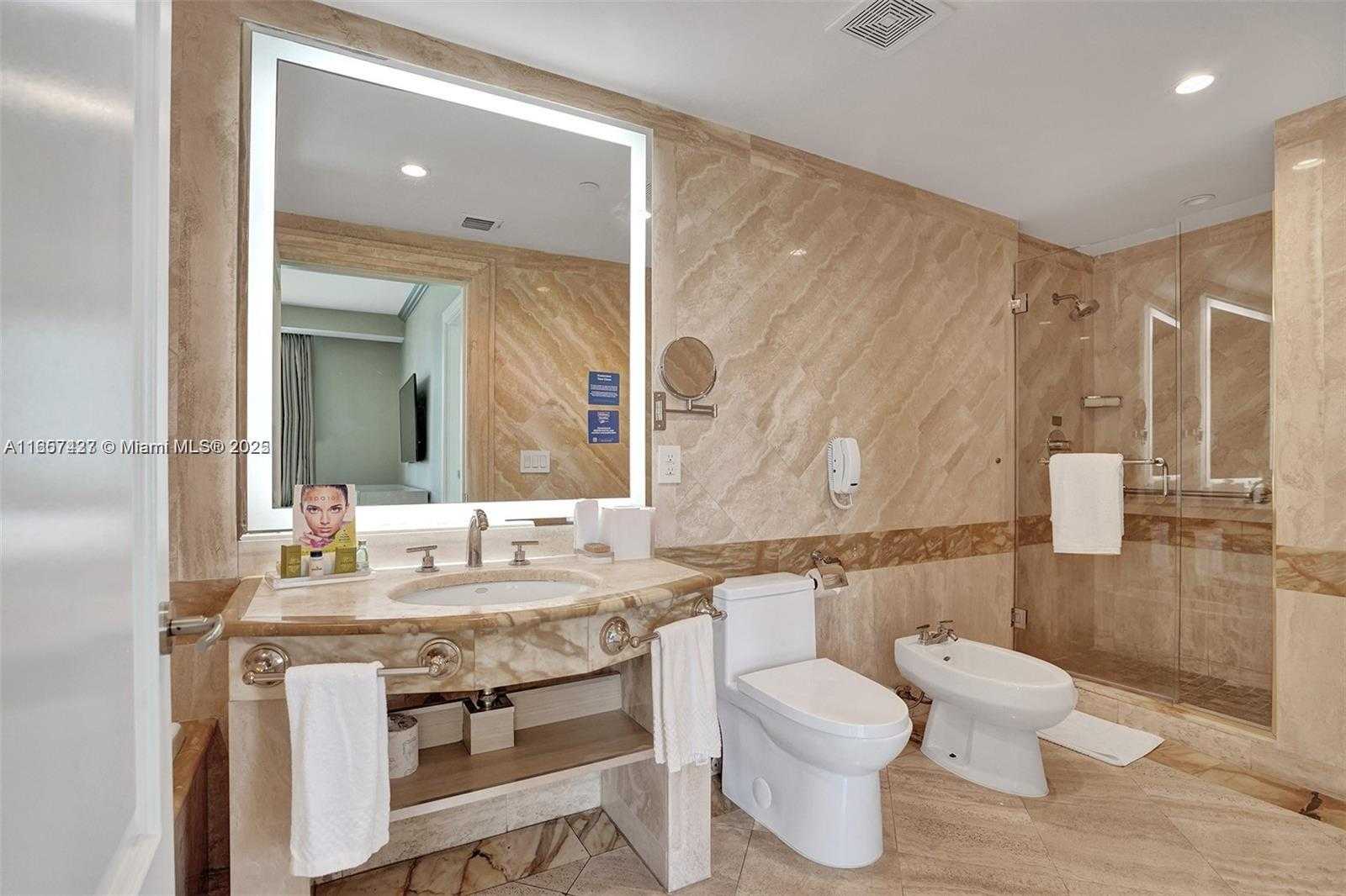 Small Image of 101 OCEAN DR #906, Miami Beach Number 26