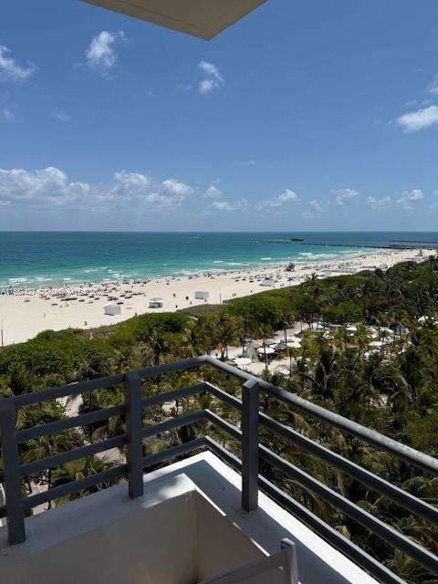 Small Image of 101 OCEAN DR #906, Miami Beach Number 43