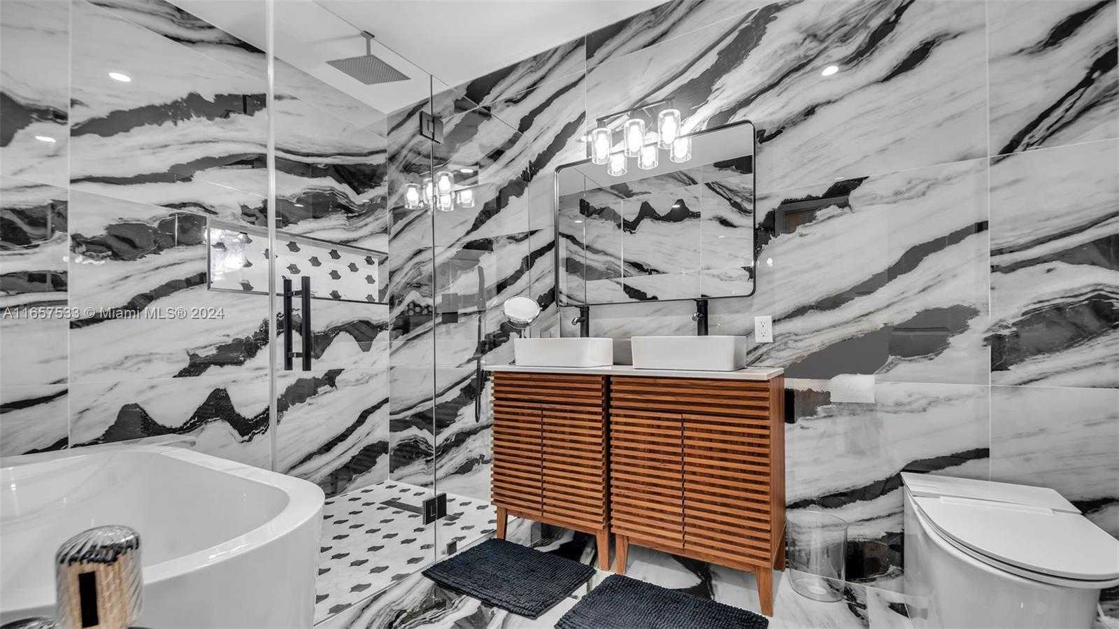 Small Image of 2324 SOUTH WEST 58TH CT, Miami Number 22