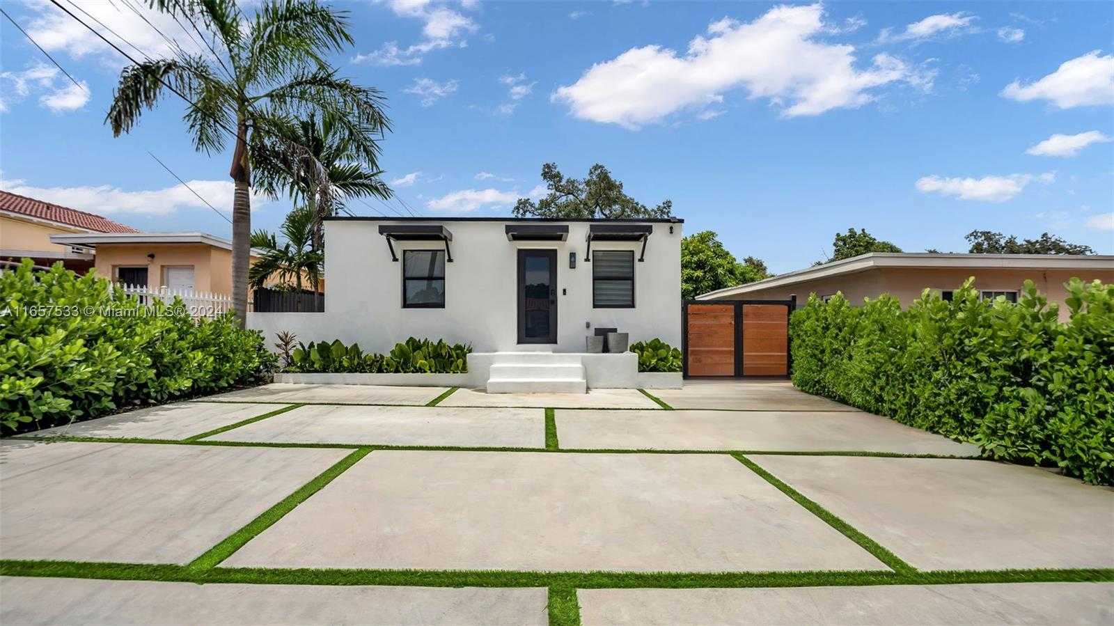 Small Image of 2324 SOUTH WEST 58TH CT, Miami Number 39