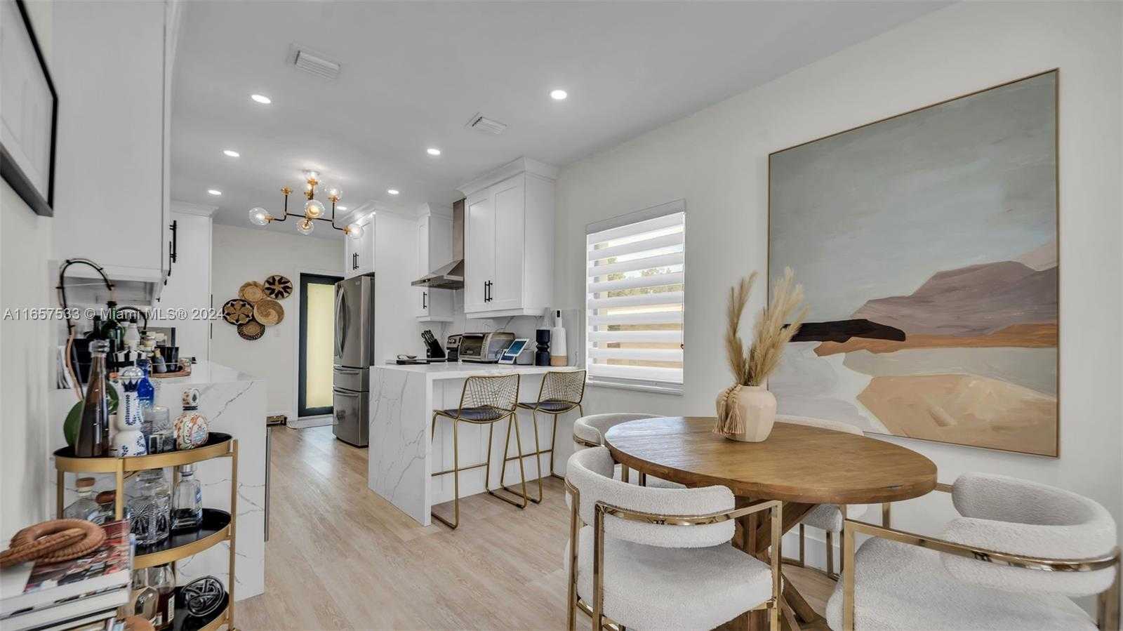 Small Image of 2324 SOUTH WEST 58TH CT, Miami Number 6