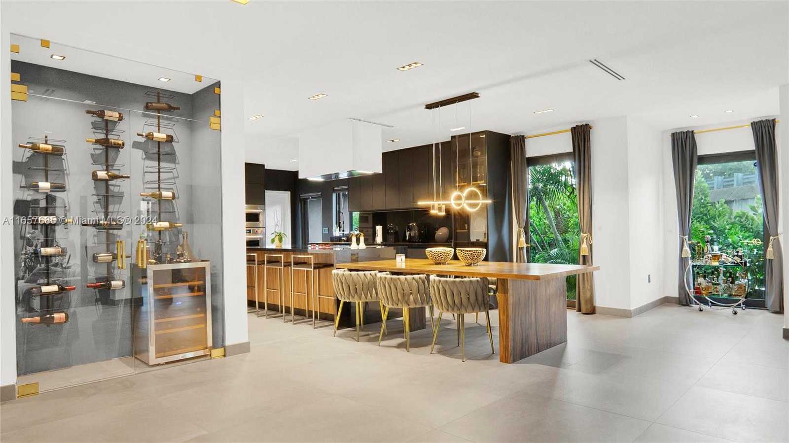 Small Image of 63 SOUTH WEST 31ST RD #63, Miami Number 5